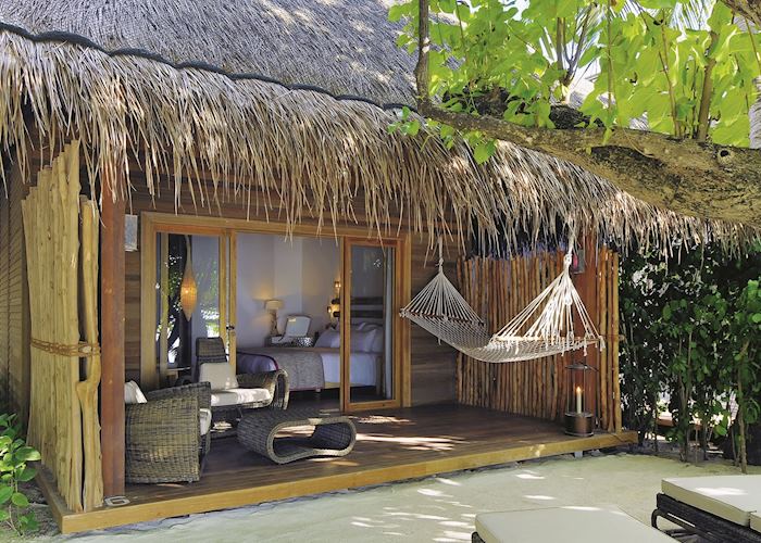 Beach Villa, Constance Moofushi, Maldive Island
