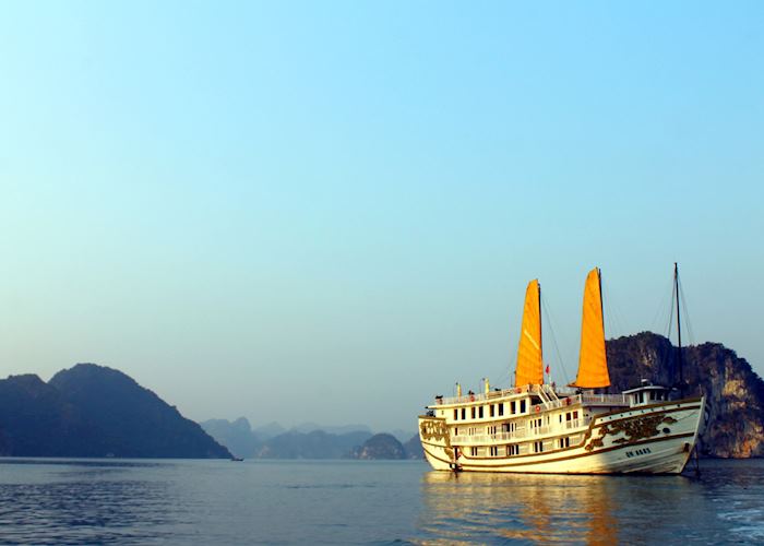 Sunset upon return to Indochina Sails Junk, Halong Bay, Vietnam