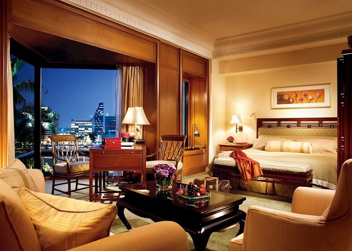 Grand Deluxe Room at the Peninsula Bangkok