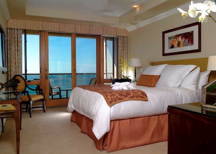 Ocean view suite bedroom, Dolphin Bay Resort & Spa