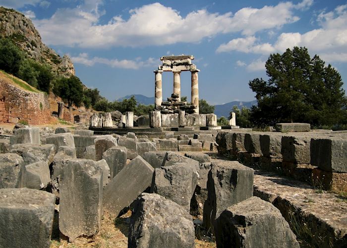 Sanctuary of Athena Pronea, Delphi