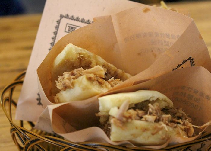 Rou Jia Mo, the Chinese Hamburger