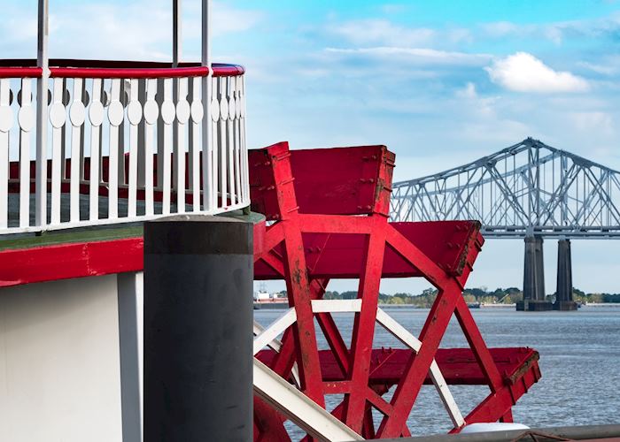 Paddlewheel Boat and Huey P. Long Bridge in New Orleans