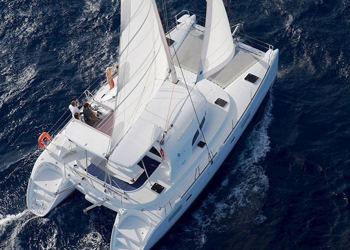 Catamaran, Santorini