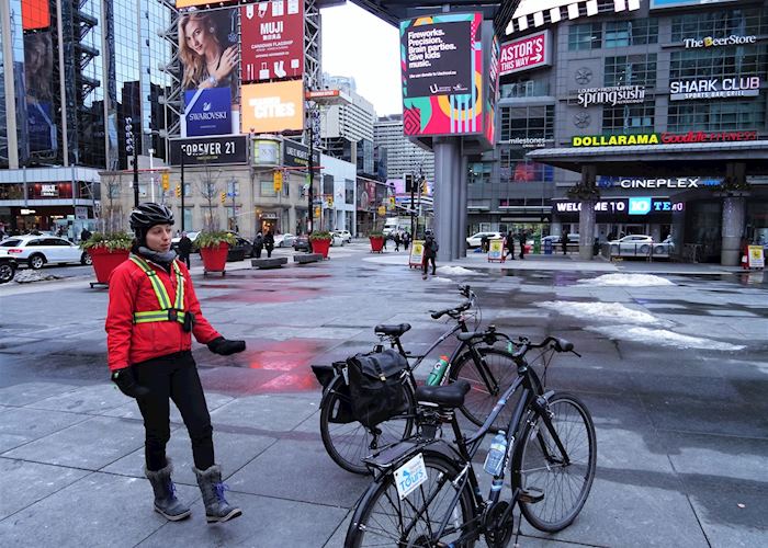 Heart of Downtown Toronto Bicycle Tour, Toronto