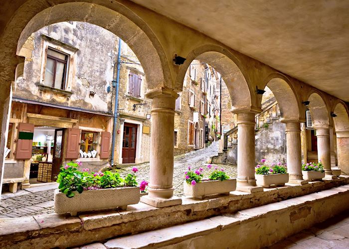 Grožnjan loggia, Istria