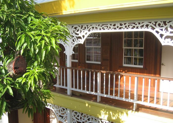 Cara Lodge, Georgetown