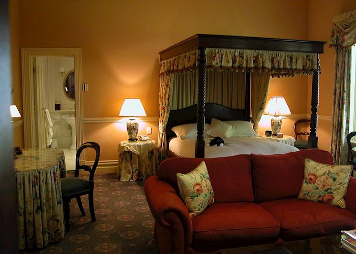 Stable suite, Chateau Yering