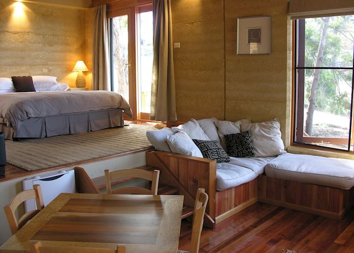 Piermont Retreat, Swansea