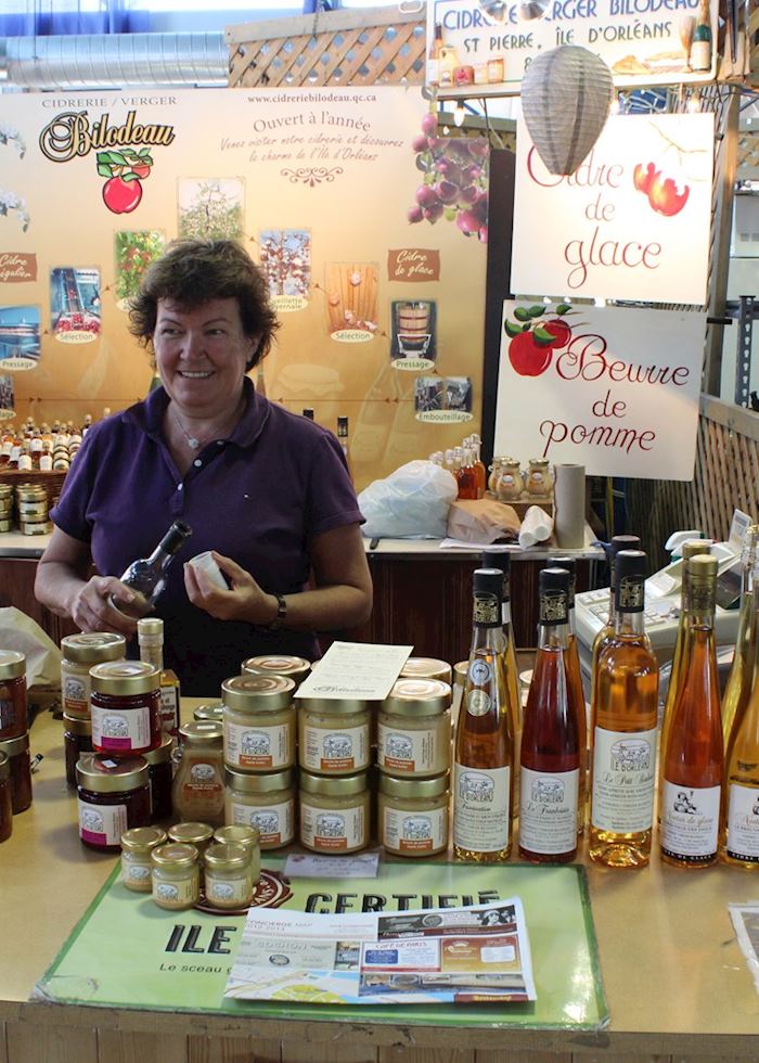 Apple ice wine tasting at Québec Public Market, Québec City, Canada