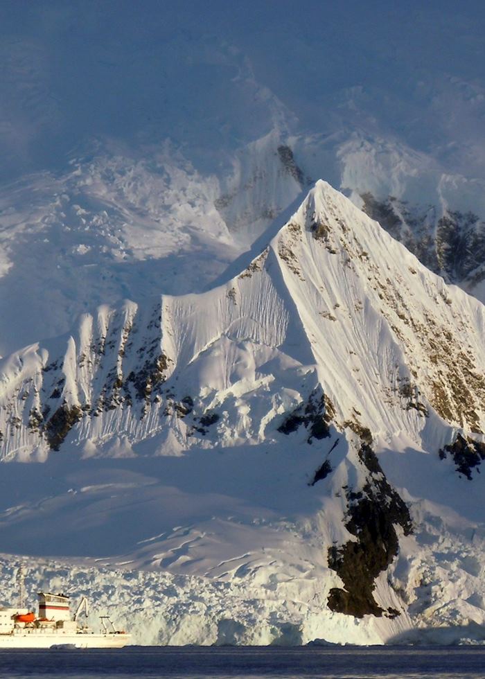 Expedition cruising, Antarctica