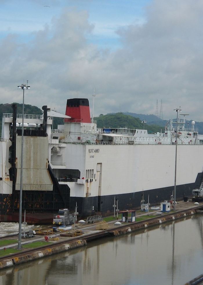 Miraflores Locks, Panama Canal