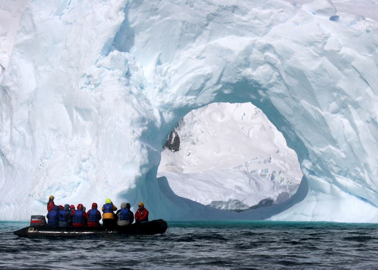 Zodiac cruise