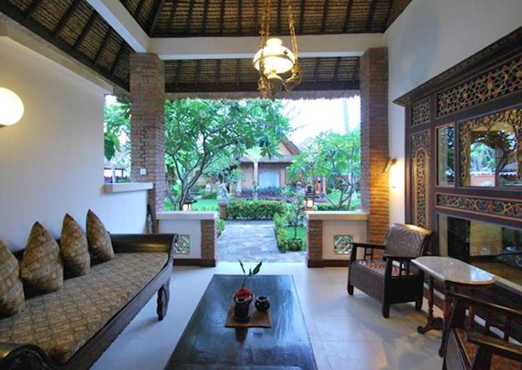 Puri Mas, Senggigi