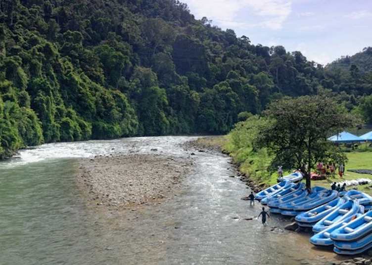 Rafting on the Kiulu River