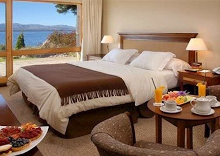 Bariloche room, Cacique Inacayal