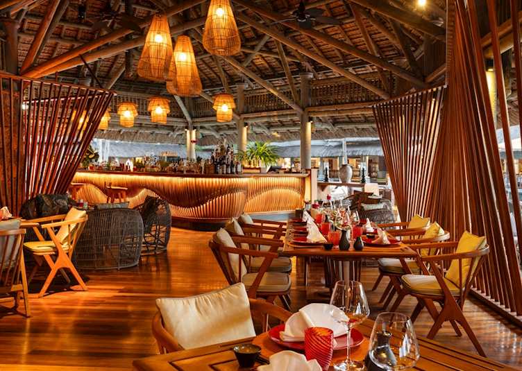 Lotus lounge bar, Constance Prince Maurice