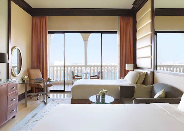 Twin room, Ritz Carlton Abu Dhabi, Abu Dhabi