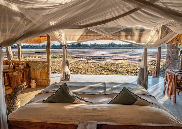 Kakuli Bushcamp, South Luangwa National Park
