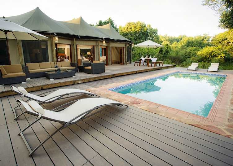 Private pool and deck at Croc Nest