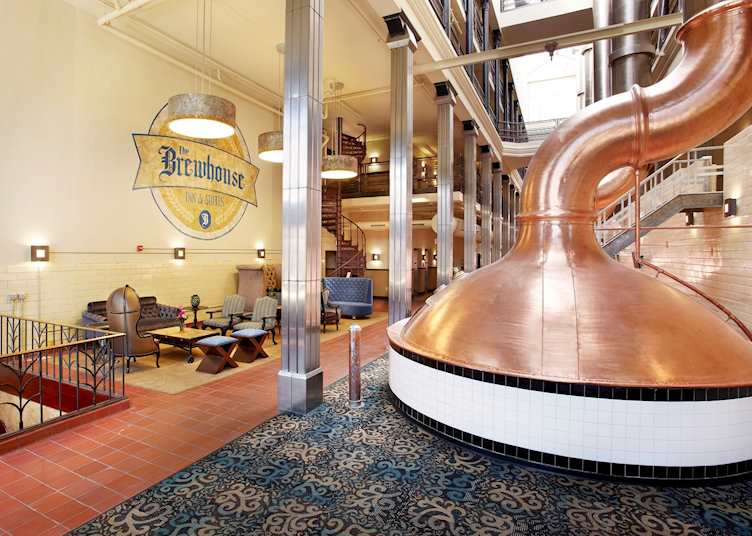Brewhouse Inn & Suites, Milwaukee
