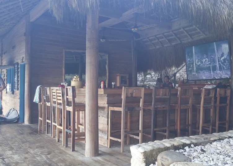 Boathouse bar, Nihiwatu