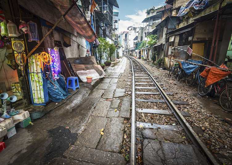 Railway market, Hanoi