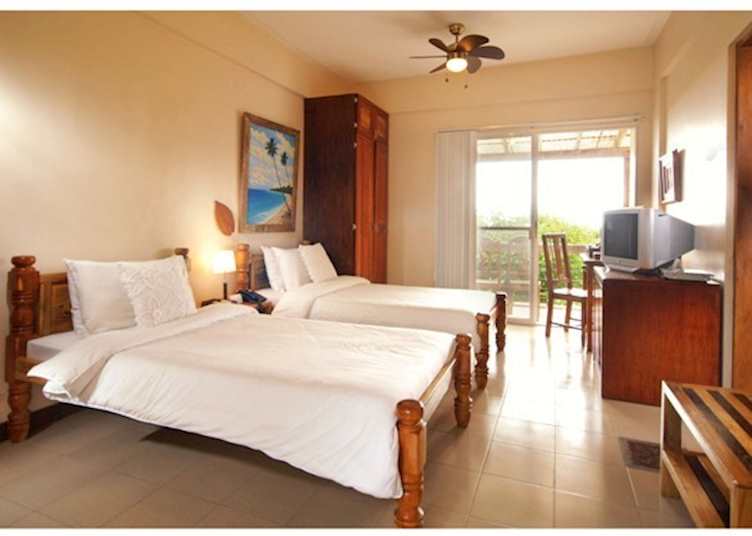Superior twin room, Amarela