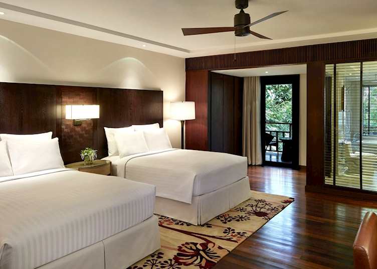 Deluxe double room at the Mulu Marriott