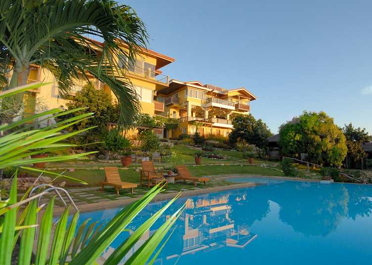 Swimming pool at the Amarela