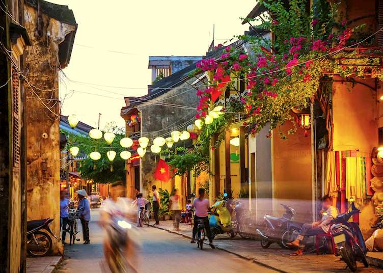 Street life, Hoi An