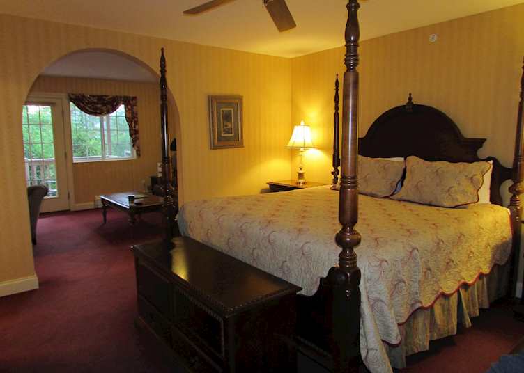 Christmas Farm Inn, Jackson, NH