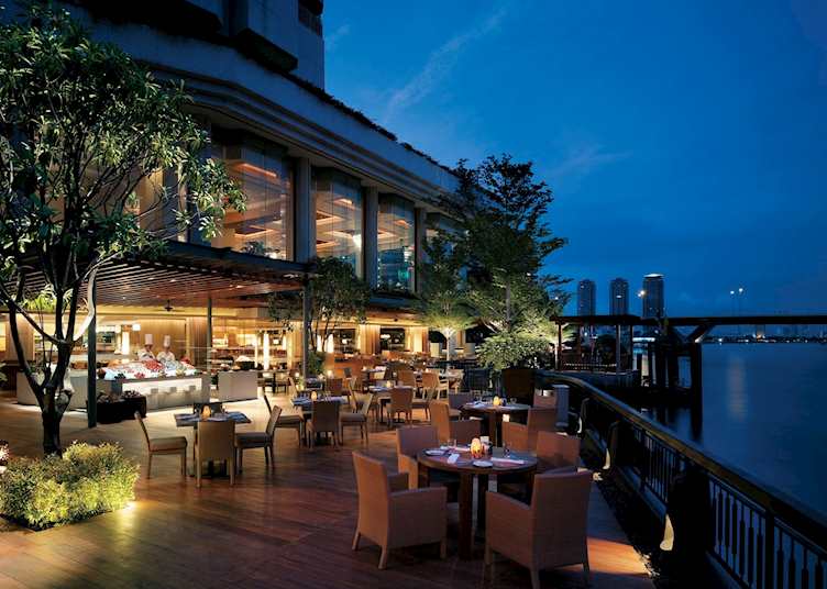 Next 2 Cafe, Shangri-La