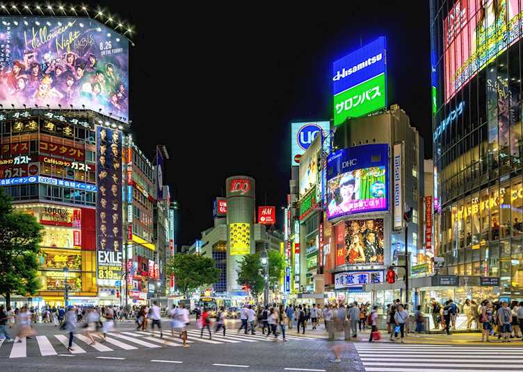 Shibuya crossing in Tokyo