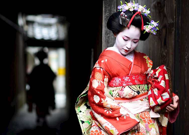 Geisha in backstreets of Kyoto