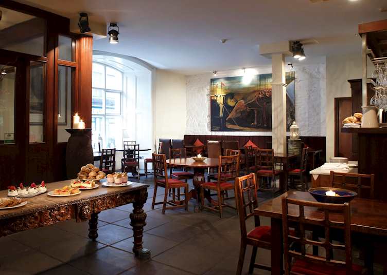 Old Ground Hotel, Ennis