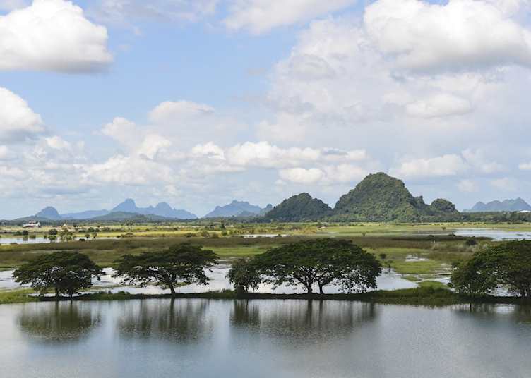 Limestone hills, Hpa-An