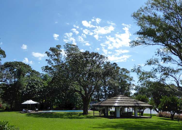 Pool and gardens, Puerto Valle