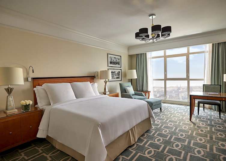 Superior room, Four Seasons Nile Plaza, Cairo