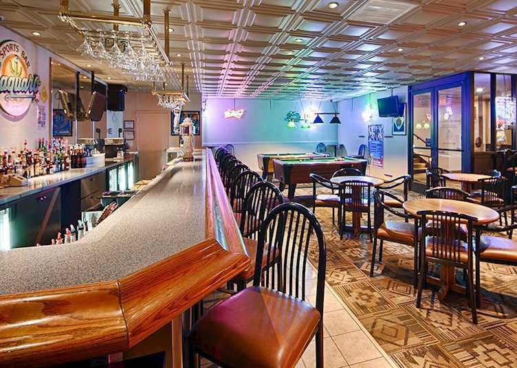 Best Western Premier Squire Inn  