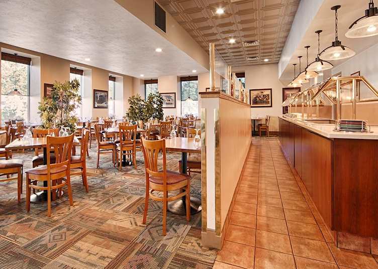 Best Western Premier Squire Inn  restaurant