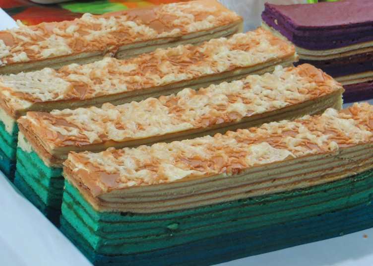 Kek lapis, Kuching