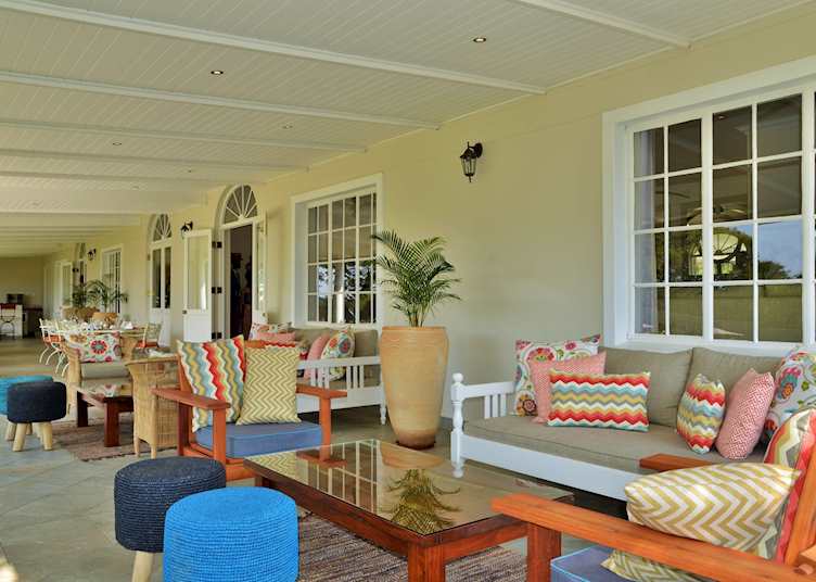 Enjoy alfresco dining at Batonka Guest Lodge