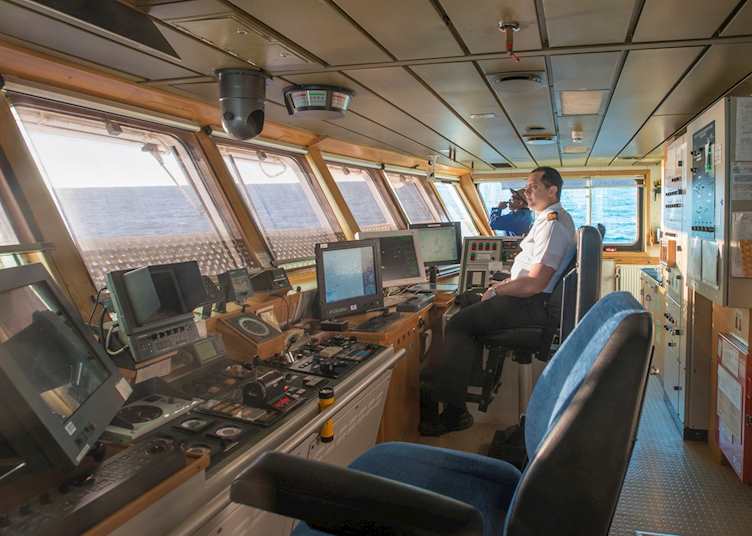 The bridge on the Ocean Nova
