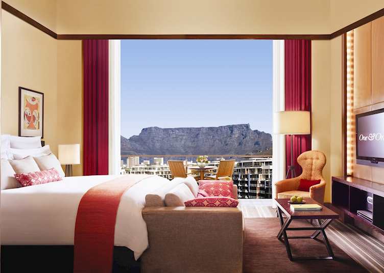 One & Only Cape Town, marina mountain room