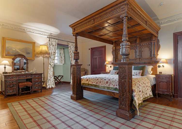 Barcaldine Castle