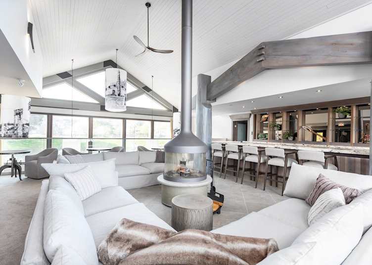 The Lounge at Ocean House, Haida Gwaii