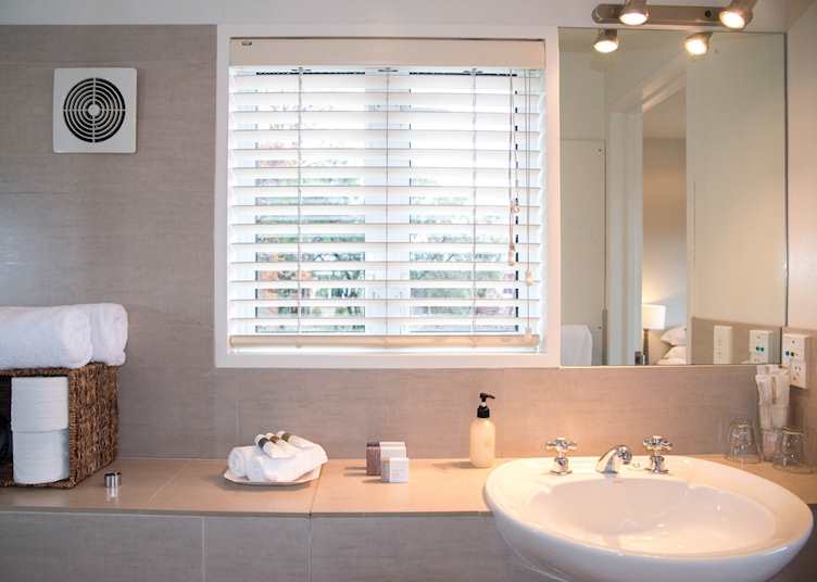 Queenstown House Bathroom