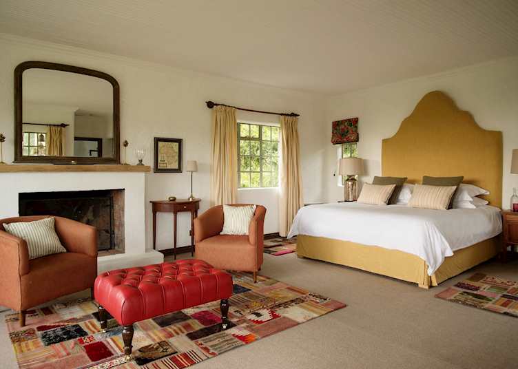 Room at Sabyinyo Silverback Lodge