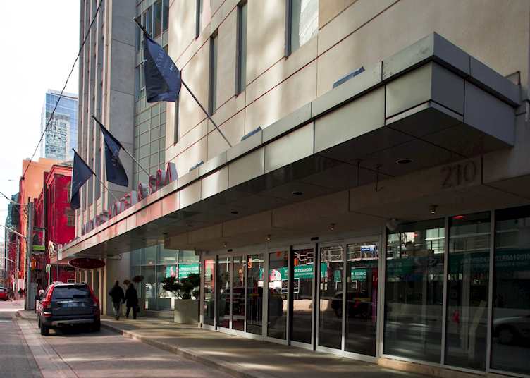 Pantages Hotel, Toronto